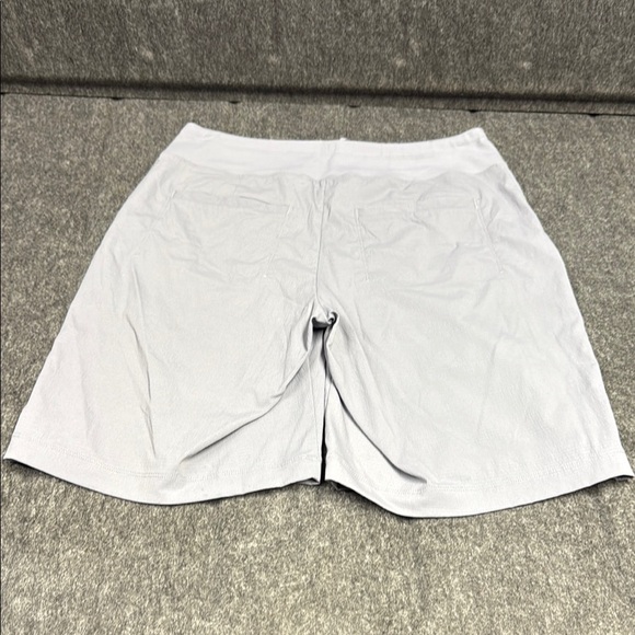 Athleta Gray Athletic Shorts Tailored Design - Picture 3 of 3